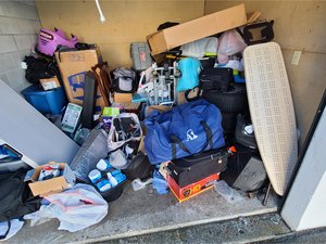 10 x 10 storage unit in Shoreline, WA