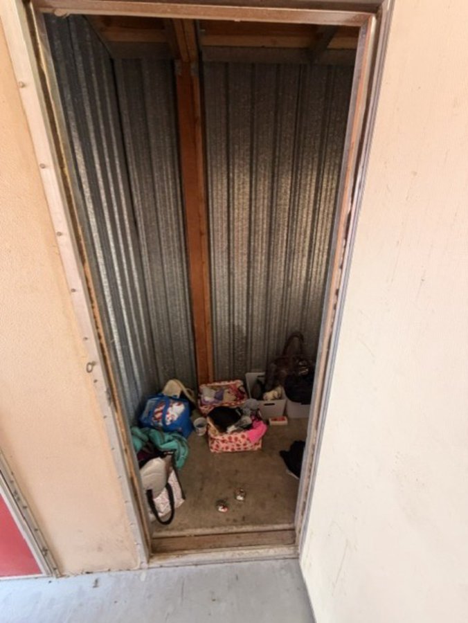 4 x 8 storage unit in Chandler, AZ