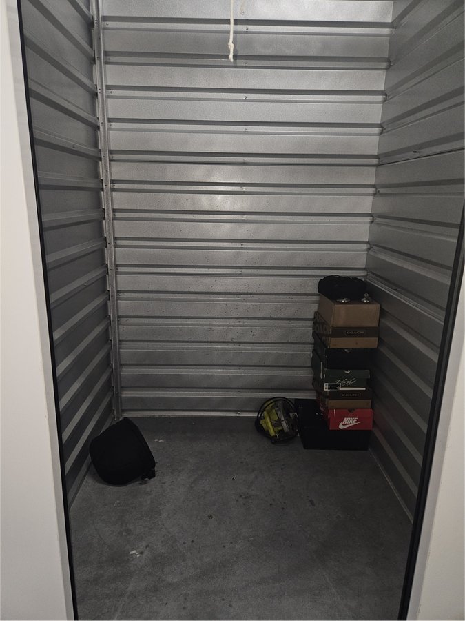 5 x 5 storage unit in Daytona Beach, FL