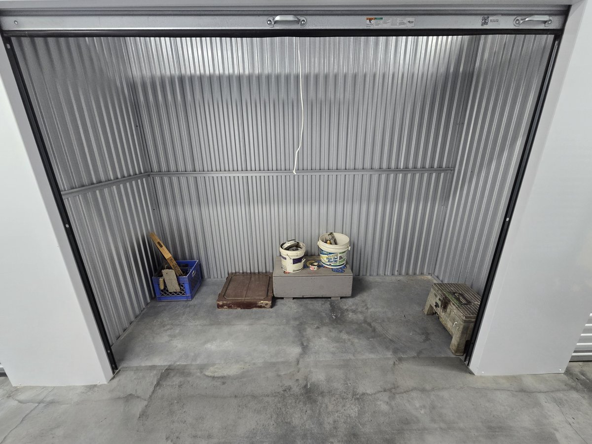 10 x 5 storage unit in Bristol, PA