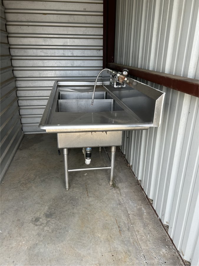 5 x 10 storage unit in Springdale, AR