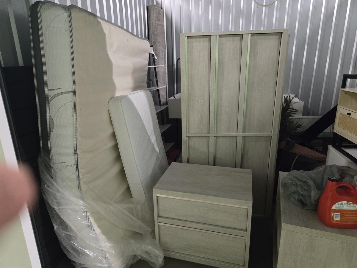 10 x 10 storage unit in Belleville, IL