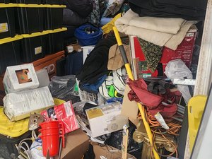 10 x 15 storage unit in Roslyn Heights, NY