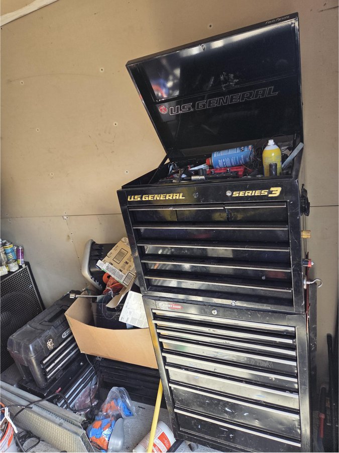 10 x 10 storage unit in Marysville, WA