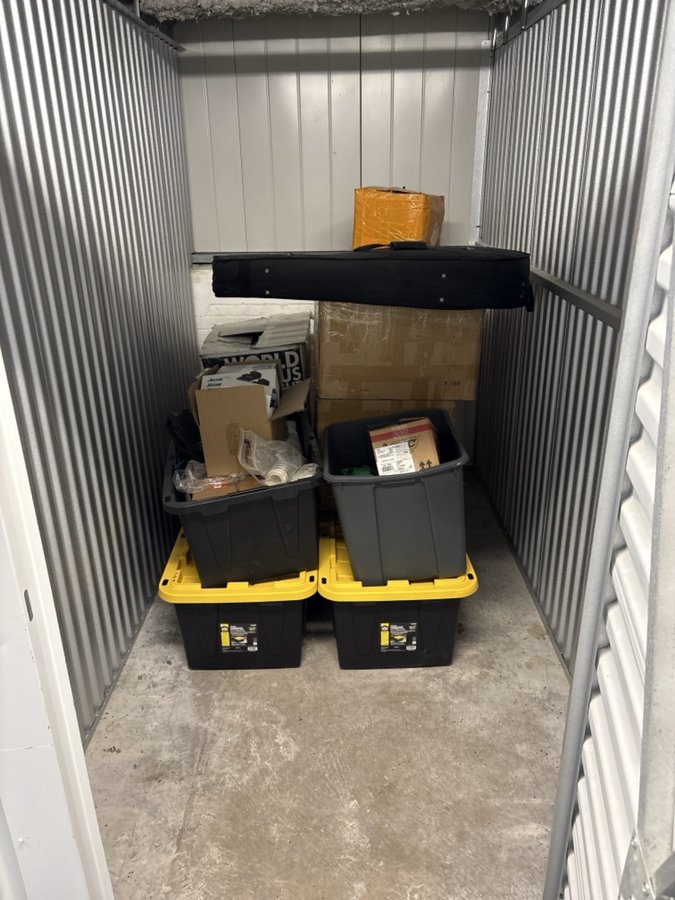 5 x 9 storage unit in Hoboken, NJ