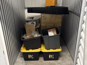 5 x 9 storage unit in Hoboken, NJ