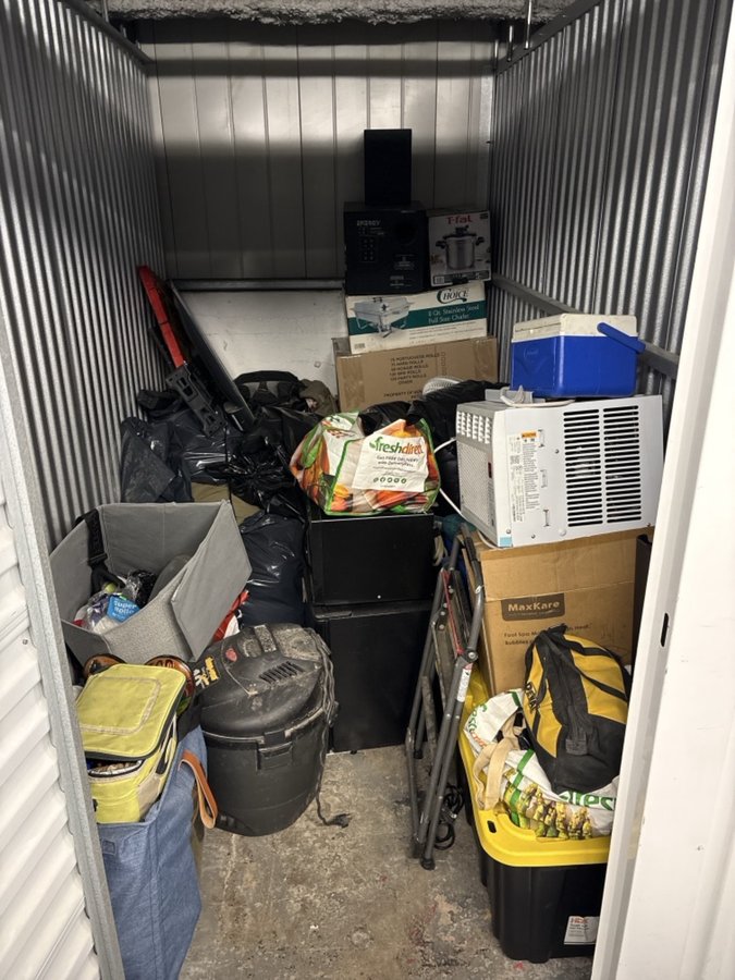5 x 9 storage unit in Hoboken, NJ
