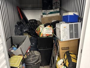 5 x 9 storage unit in Hoboken, NJ