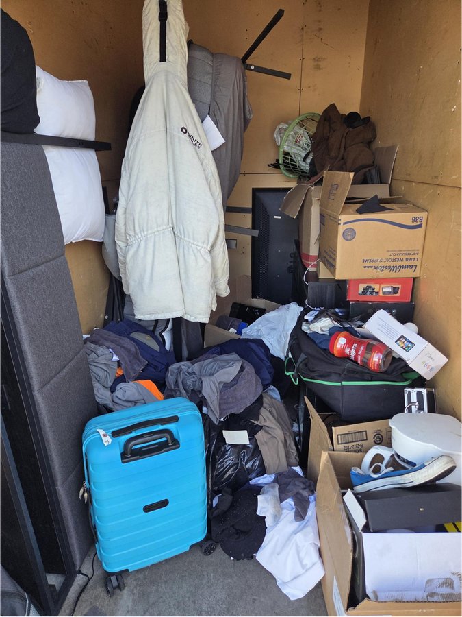 5 x 10 storage unit in Marysville, WA