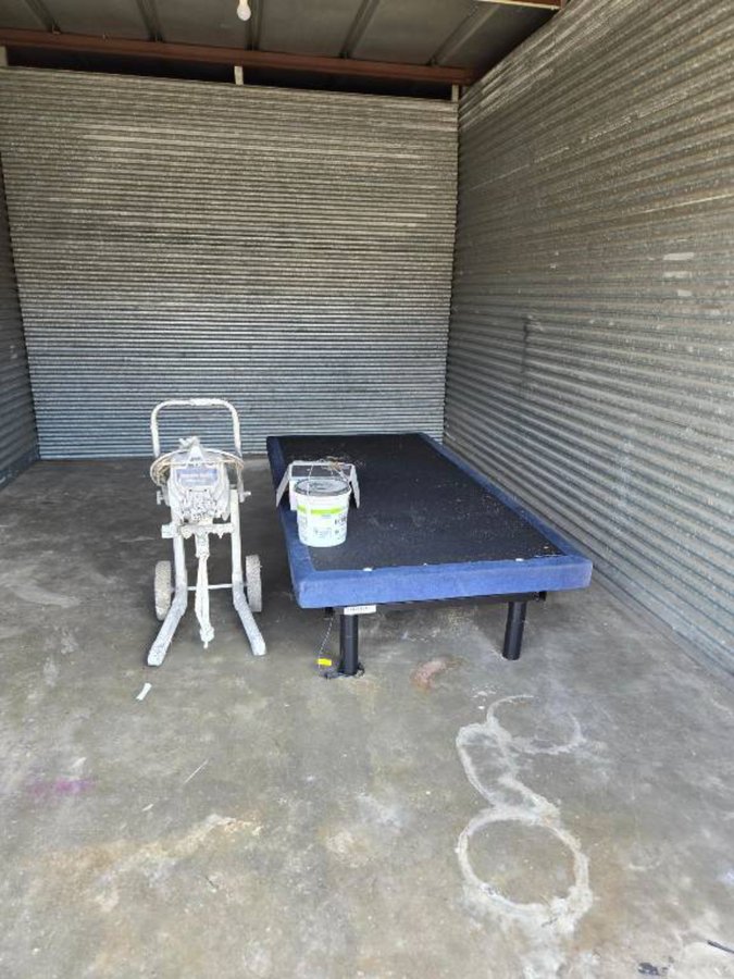 10 x 15 storage unit in Houston, TX