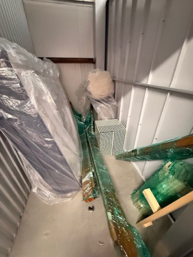 5 x 10 storage unit in Arlington, VA