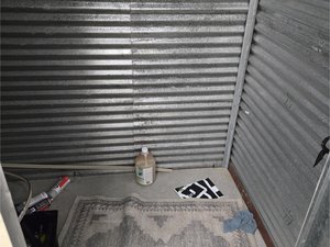 4 x 8 storage unit in Coram, NY