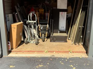10 x 20 storage unit in Alpharetta, GA