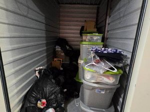 5 x 10 storage unit in Houston, TX