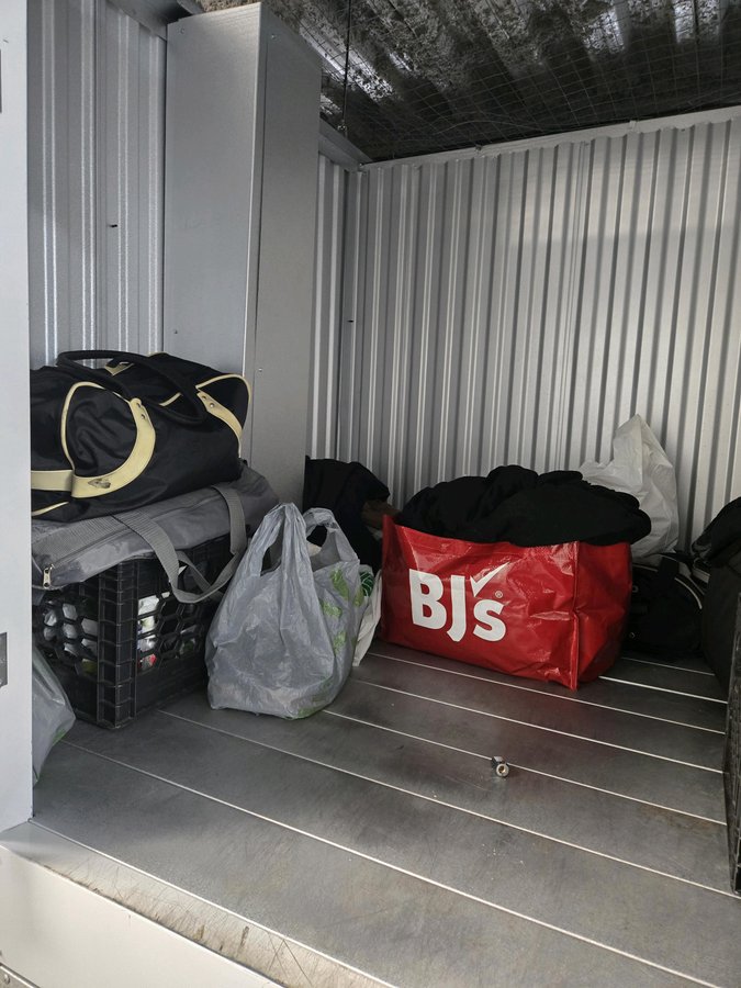 5 x 5 storage unit in Philadelphia, PA