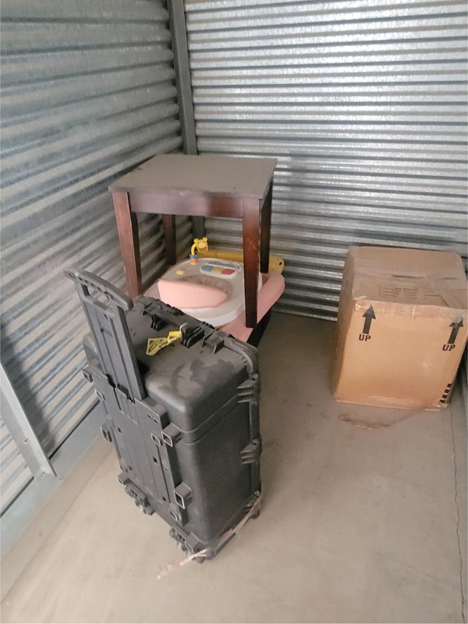 5 x 10 storage unit in Tempe, AZ