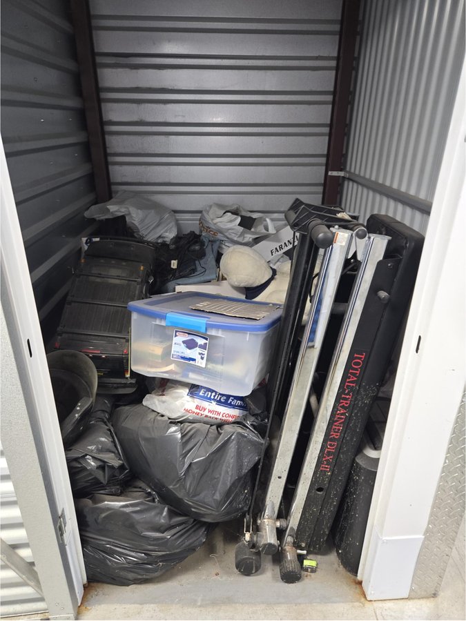 5 x 5 storage unit in Brooklyn, NY