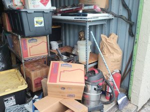 10 x 30 storage unit in Tampa, FL