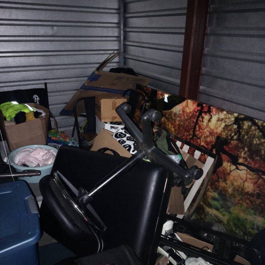 10 x 10 storage unit in Tampa, FL