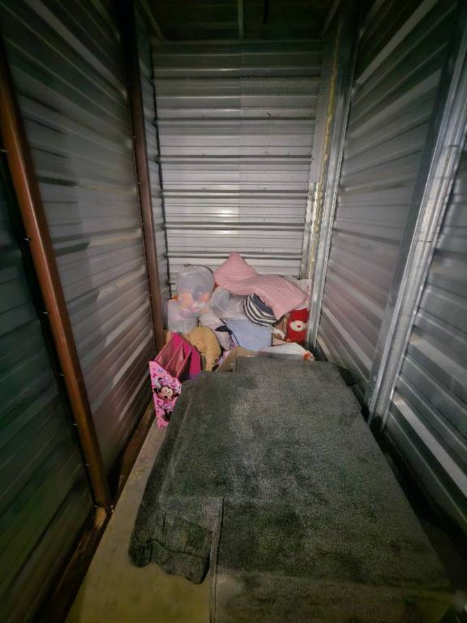 5 x 10 storage unit in Dallas, TX
