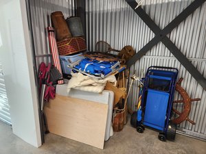 10 x 5 storage unit in Old Saybrook, CT