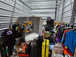 10 x 15 storage unit in Dallas, TX