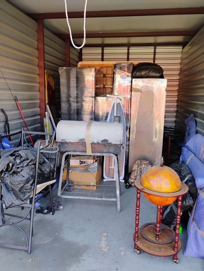 10 x 20 storage unit in Lewisville, TX