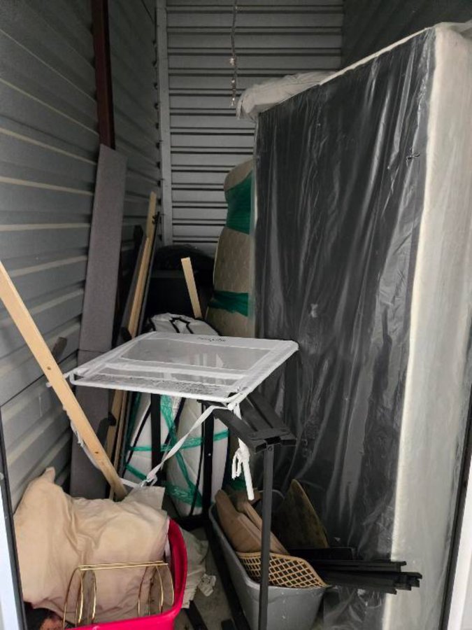 5 x 10 storage unit in Round Rock, TX