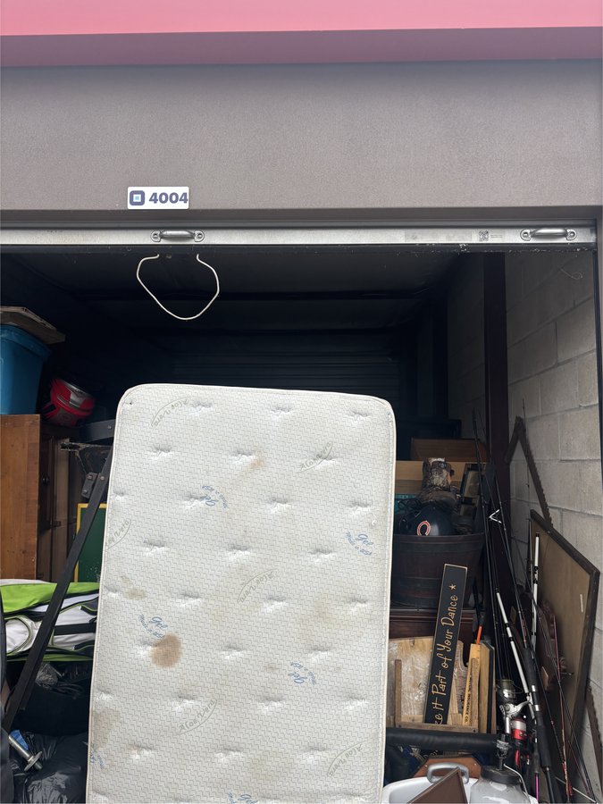 10 x 20 storage unit in Indianapolis, IN