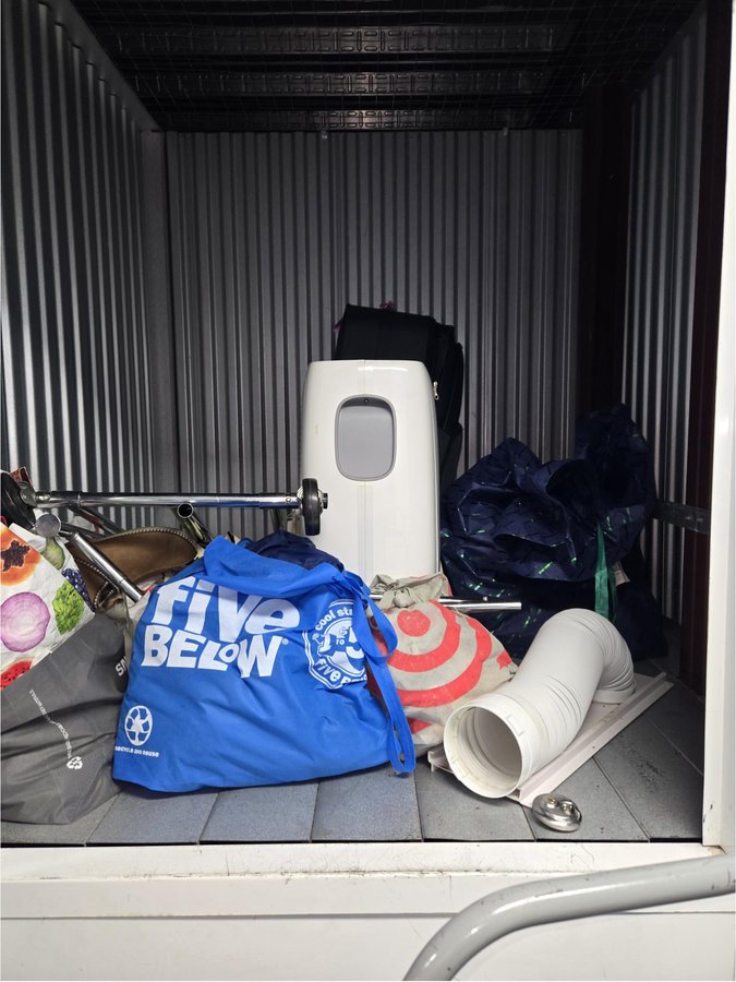 5 x 5 storage unit in Brooklyn, NY