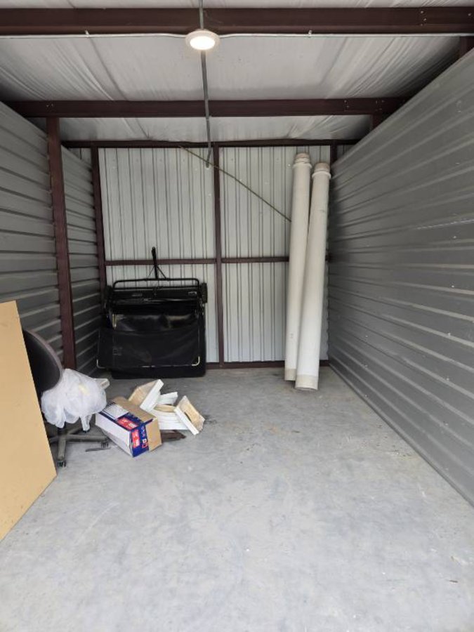 10 x 20 storage unit in New Caney, TX