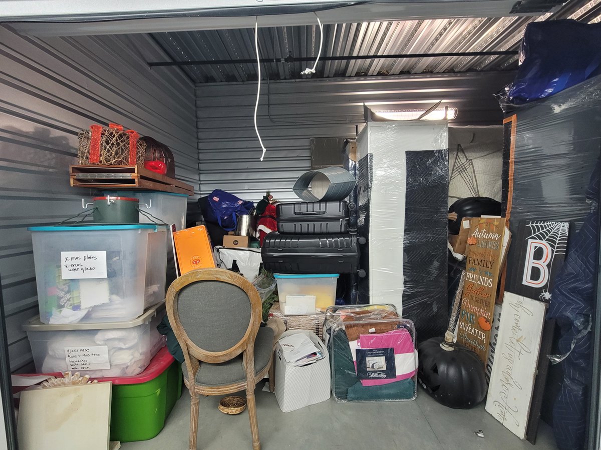 20 x 10 storage unit in Houston, TX