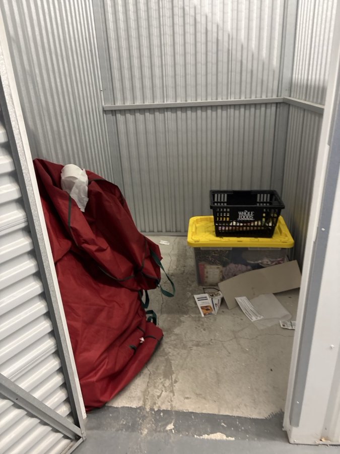 5 x 7 storage unit in Hoboken, NJ