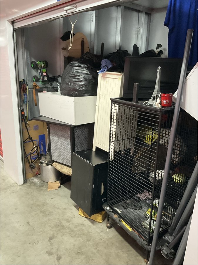 10 x 10 storage unit in San Jose, CA