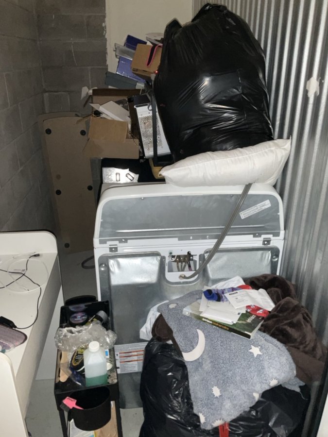 4 x 10 storage unit in Memphis, TN