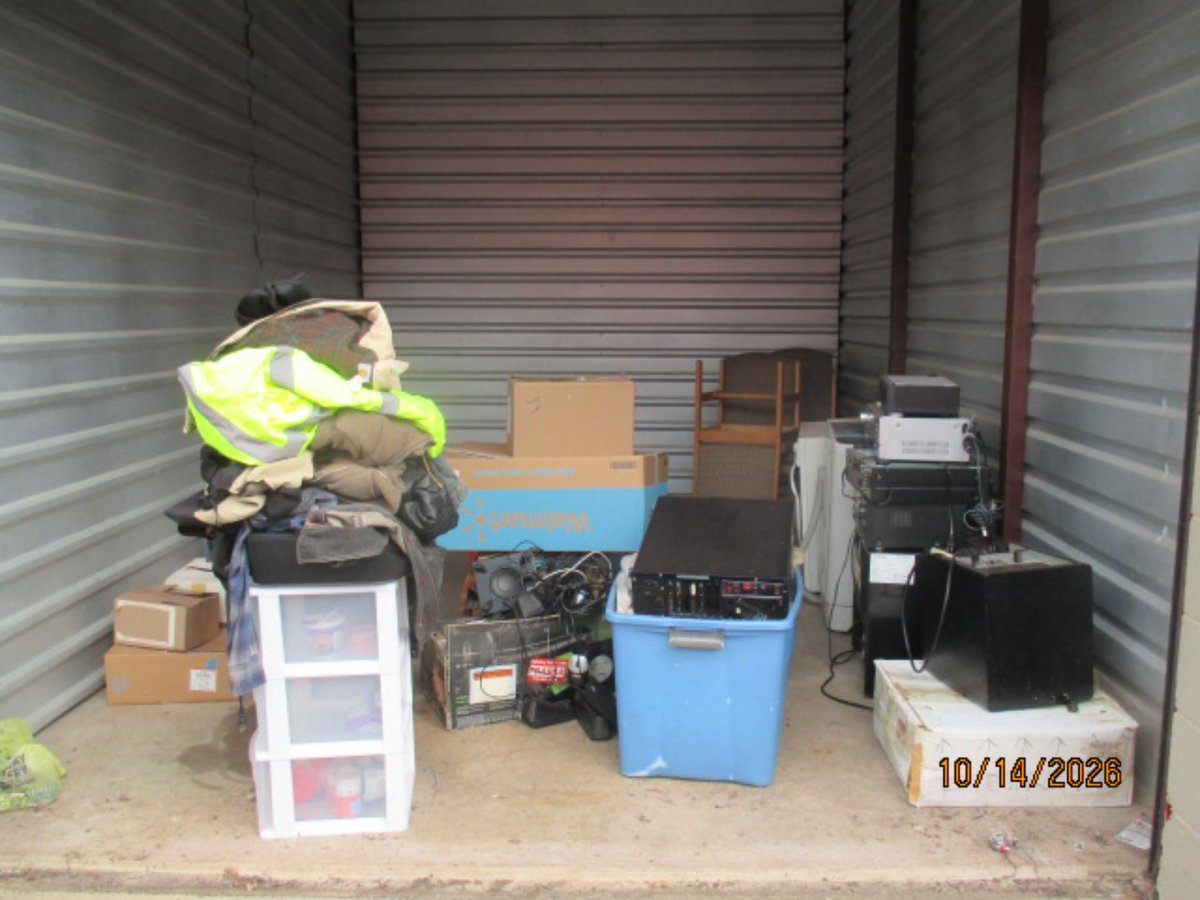 10 x 15 storage unit in East Peoria, IL