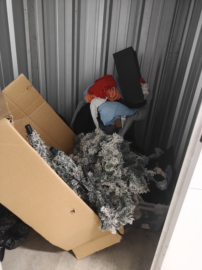 5 x 5 storage unit in Baltimore, MD