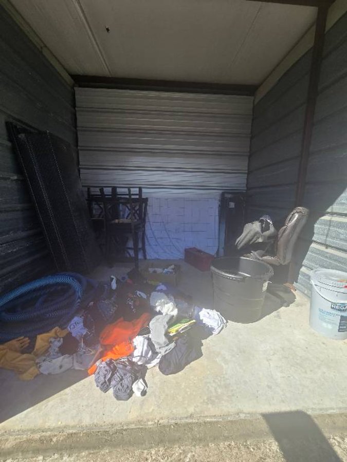 10 x 10 storage unit in Houston, TX