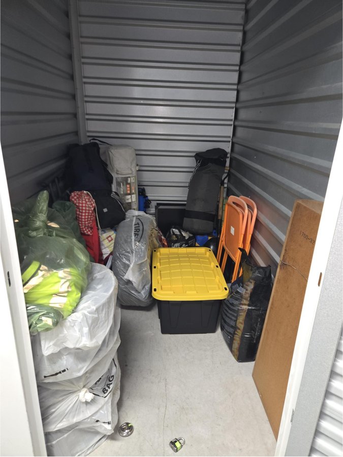 5 x 7 storage unit in Brooklyn, NY