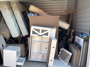 10 x 10 storage unit in Salina, KS