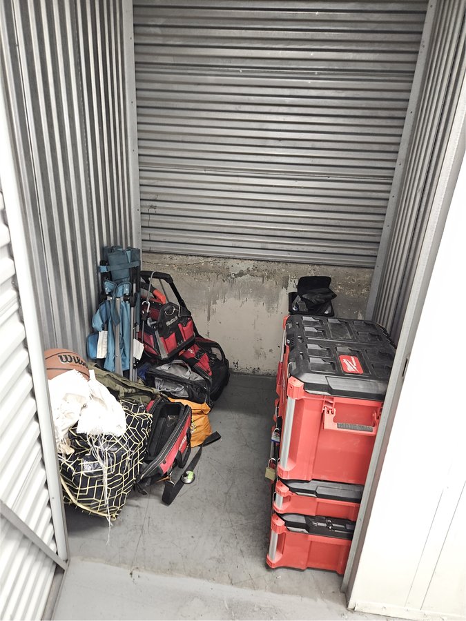 5 x 5 storage unit in Bronx, NY