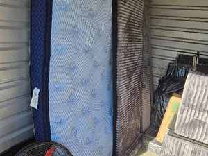 10 x 10 storage unit in Indianapolis, IN