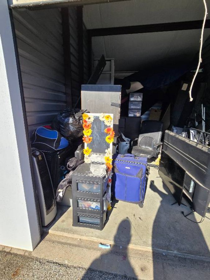 10 x 15 storage unit in Indianapolis, IN