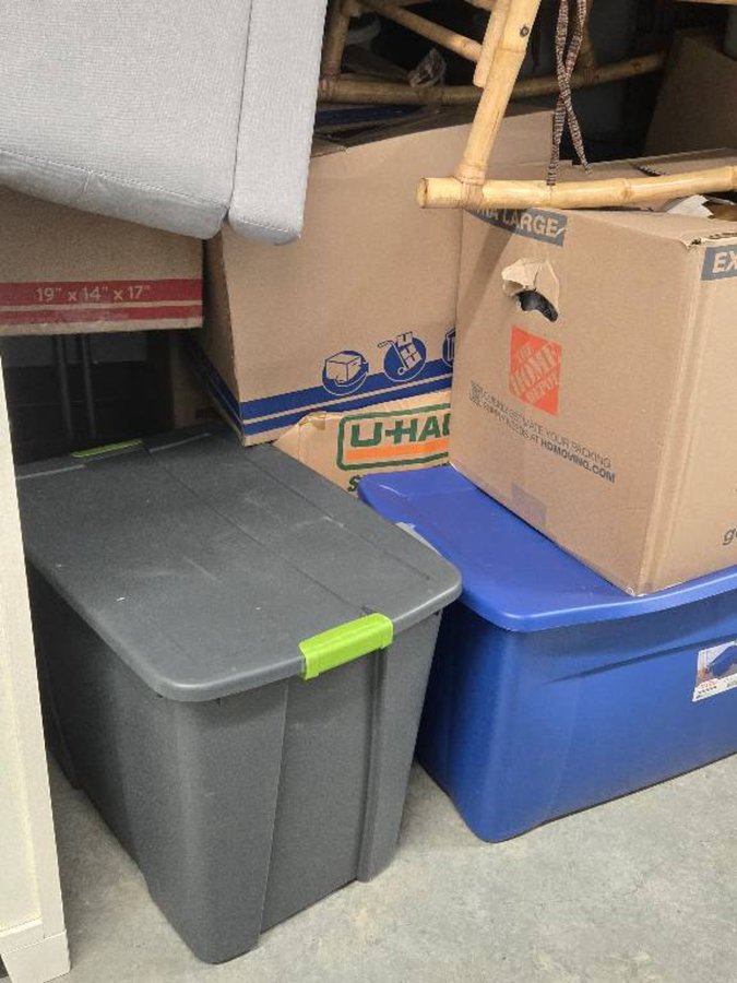 10 x 10 storage unit in Lithia Springs, GA