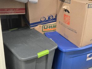 10 x 10 storage unit in Lithia Springs, GA