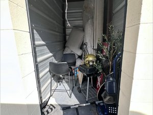 5 x 10 unit in Tampa