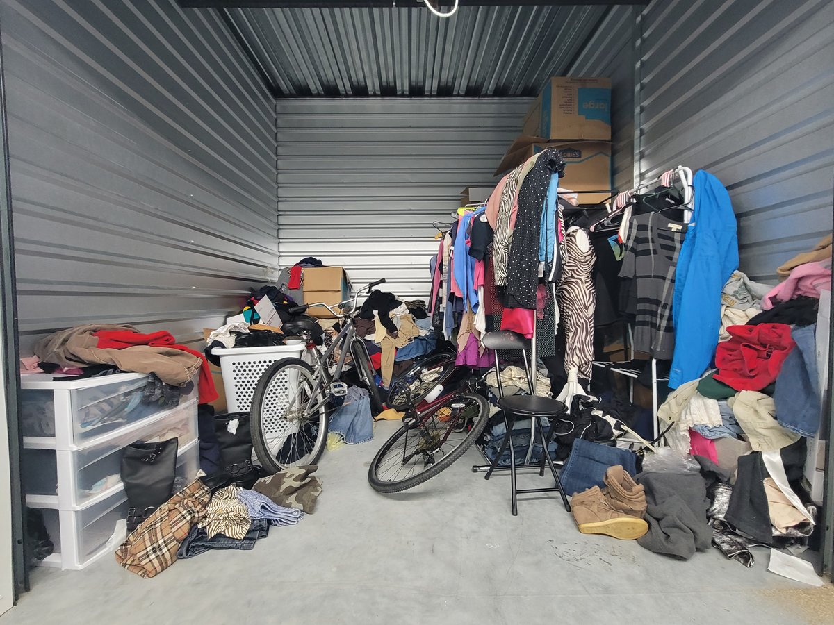 10 x 10 storage unit in Houston, TX