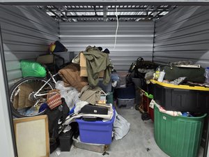 10 x 7 storage unit in Naples, FL
