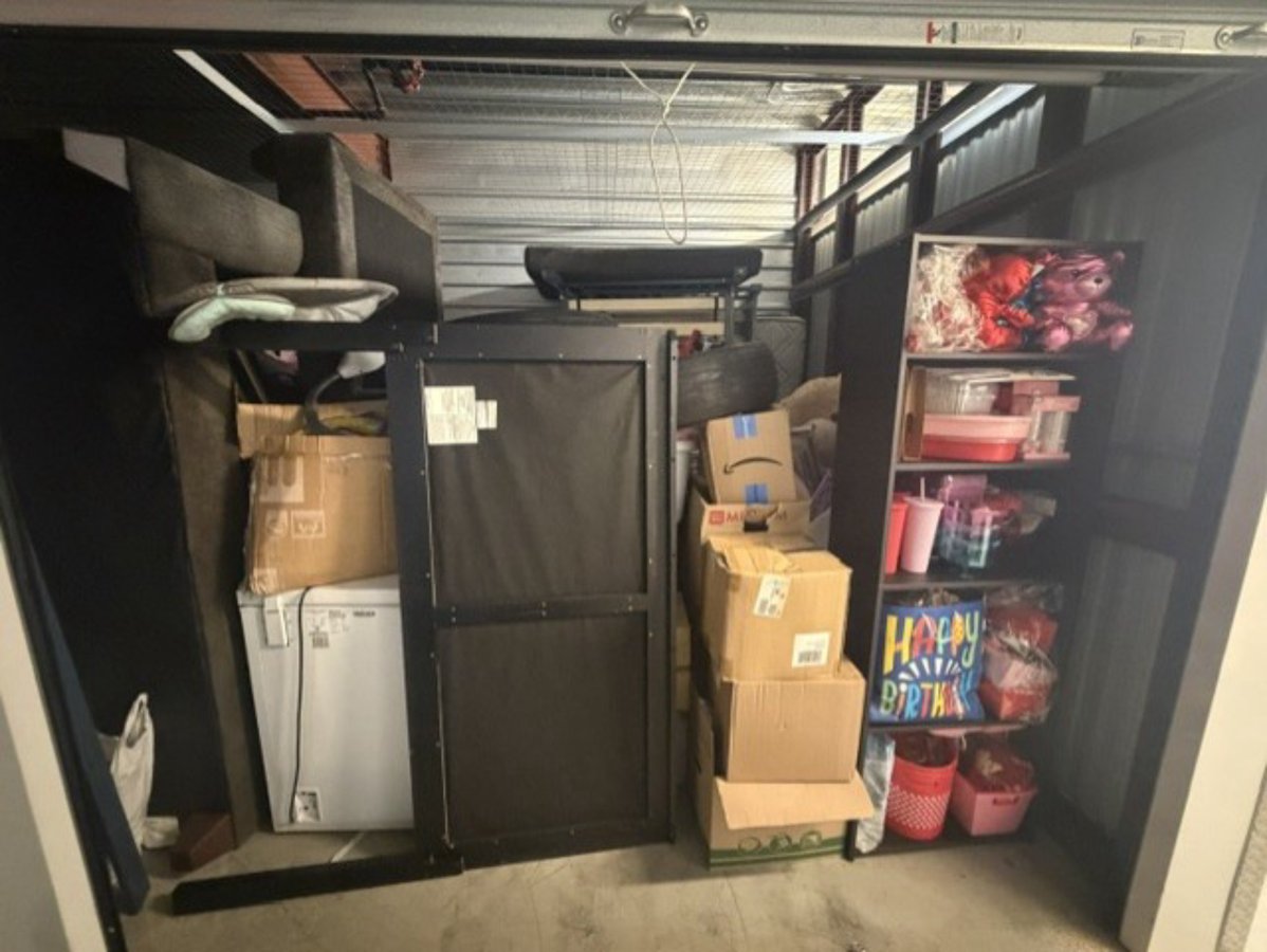 10 x 20 storage unit in Lithia Springs, GA