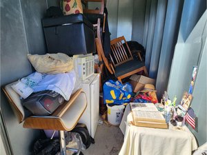 5 x 10 storage unit in Middletown, NY